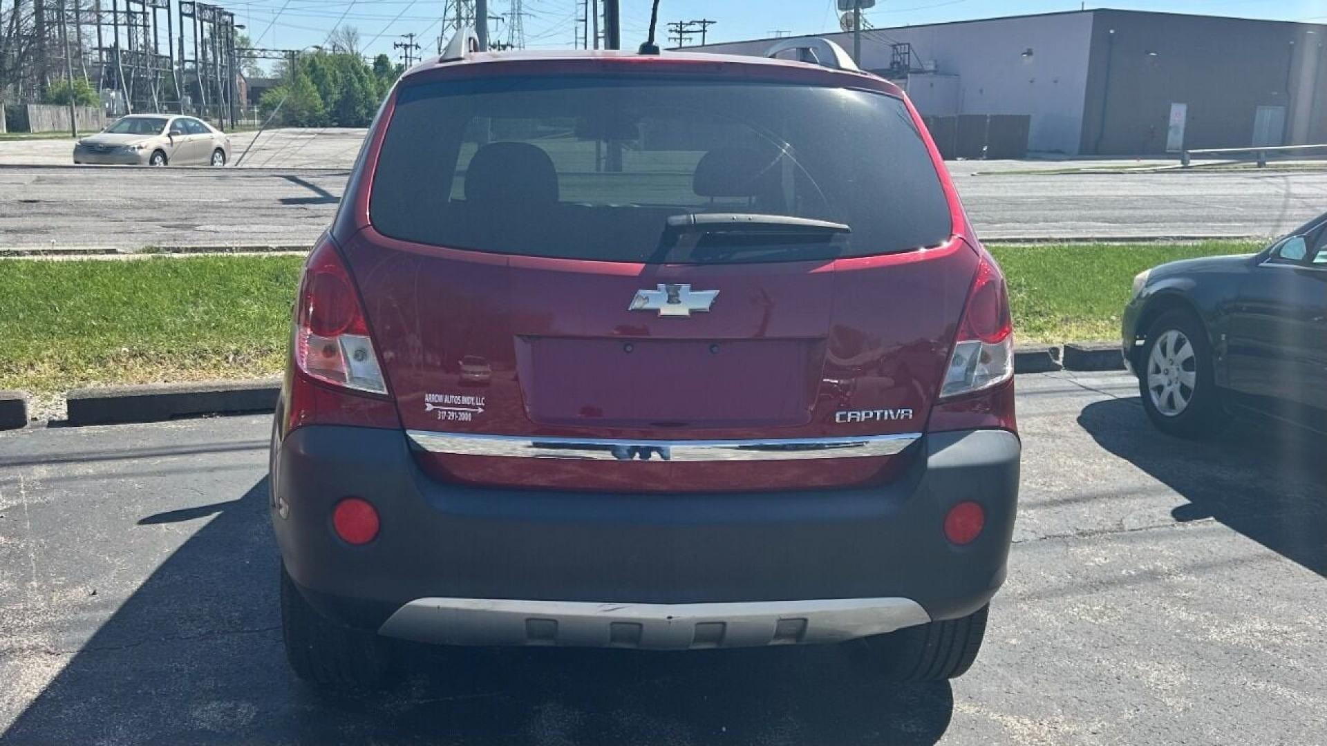 2012 MAROON Chevrolet Captiva Sport (3GNAL2EK5CS) , located at 2710A Westlane Rd., Indianapolis, IN, 46268, (317) 291-2000, 39.885670, -86.208160 - Photo#3